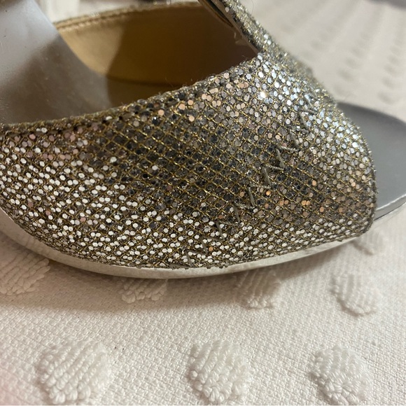 Michael Michael Kors Women's Berkley zipper Silver Glitter Heels - Picture 10 of 16